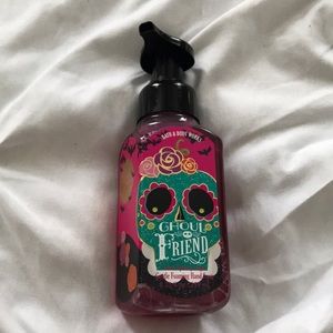 Bath and Bodyworks ghoul friend foaming hand soap